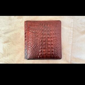 Rails Genuine Cowhide Handstitched Leather Photo Album 4x6